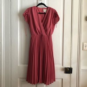 ✨Gal Meets Glam Pink Dress Size 4✨